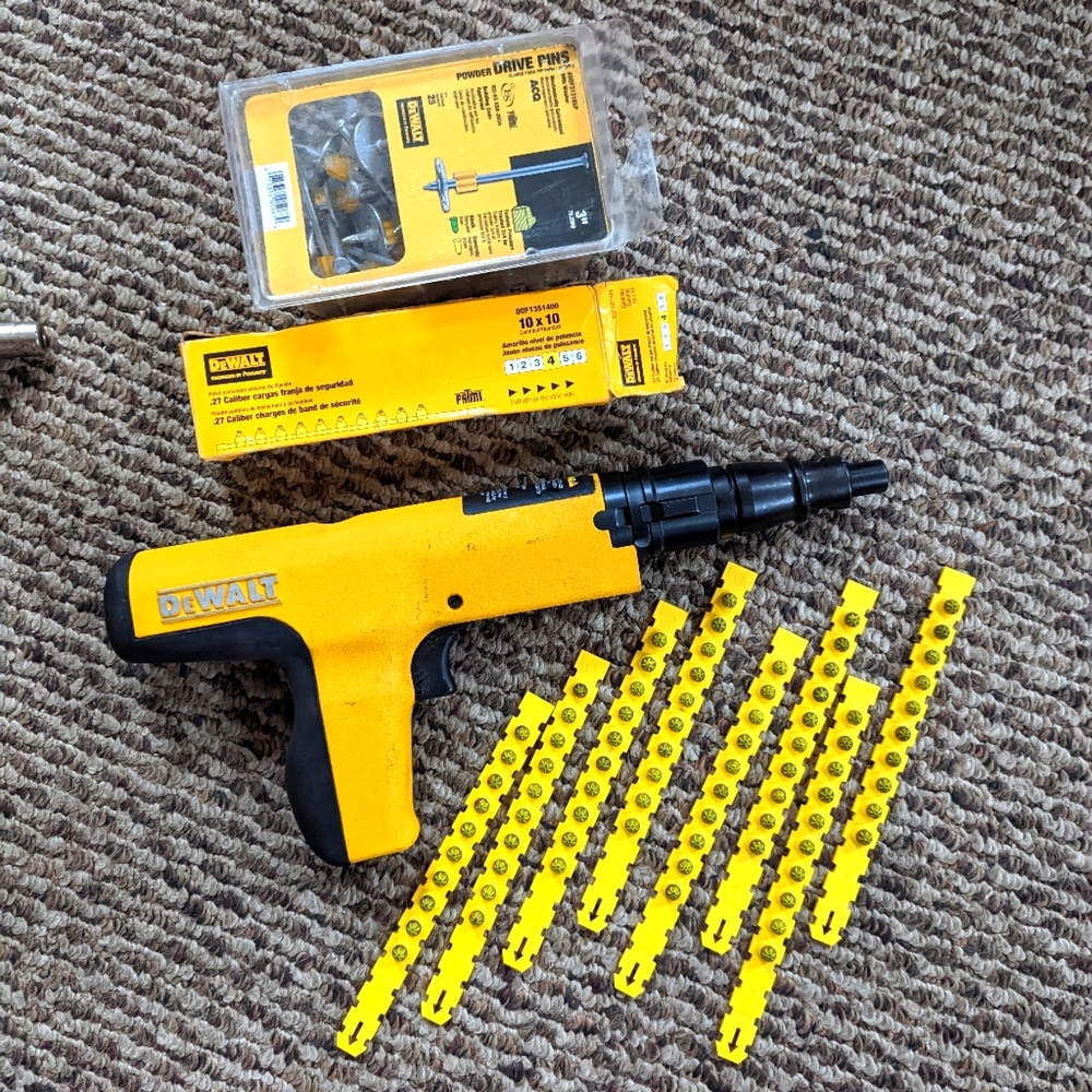 DeWalt powder gun